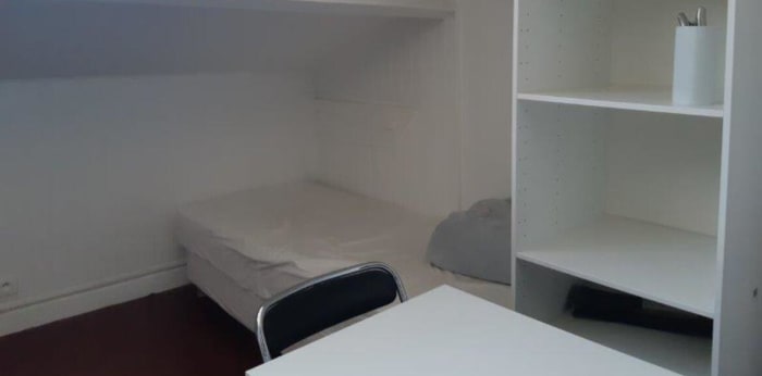 Image 4 sur 6 - Appartement  ·  Location · Paris (75012) · 1 pièce · 11m²