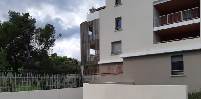 Image 2 sur 4 - Parking/box  ·  Location · Aix En Provence (13100)