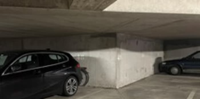 Image 2 sur 2 - Parking/box  ·  Location · Lille (59800) · 5m²