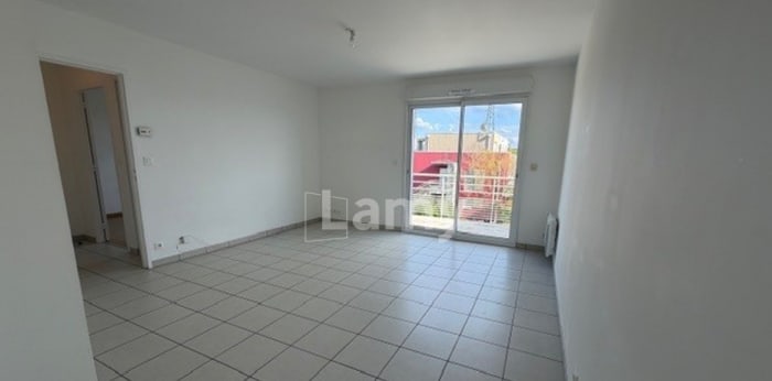 Image 3 sur 8 - Appartement  ·  Location · Puilboreau (17138) · 2 pièces · 42m²