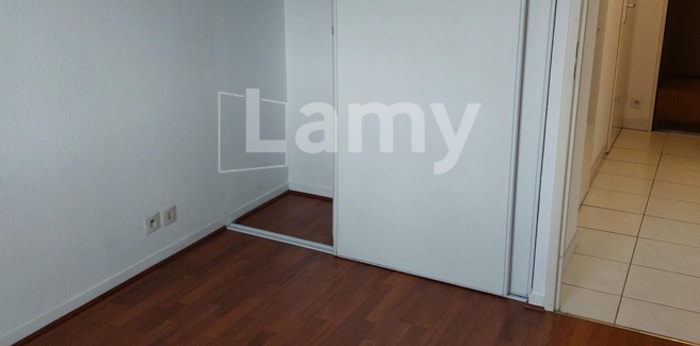 Image 4 sur 6 - Appartement  ·  Location · Toulouse (31400) · 32m²