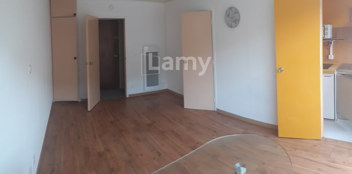 Image 6 sur 7 - Appartement  ·  Location · Nancy (54000) · 1 pièce · 24m²