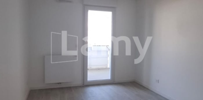 Image 9 sur 12 - Appartement  ·  Location · Talence (33400) · 4 pièces · 87m²