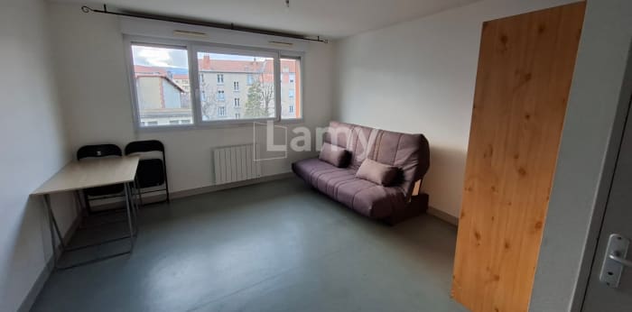 Image 4 sur 7 - Appartement  ·  Location · Clermont Ferrand (63000) · 1 pièce · 21m²