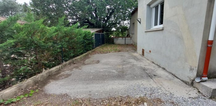 Image 8 sur 10 - Maison/villa  ·  Location · St Christol Lez Ales (30380) · 3 pièces · 84m²