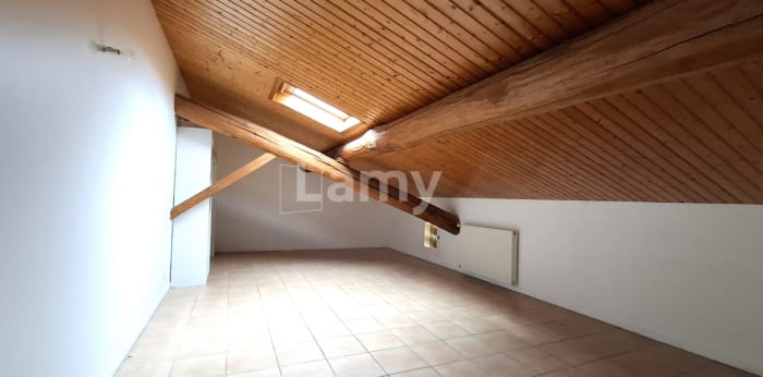 Image 5 sur 9 - Maison/villa  ·  Location · Grenade (31330) · 6 pièces · 227m²