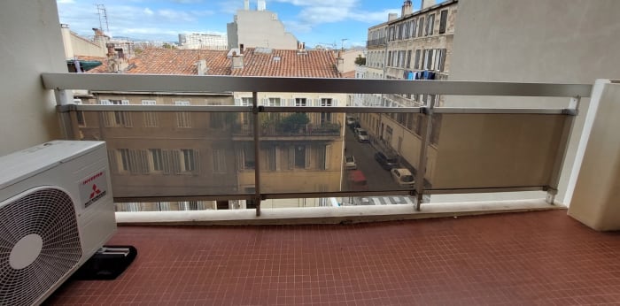 Image 3 sur 9 - Appartement  ·  Location · Marseille (13005) · 3 pièces · 87m²