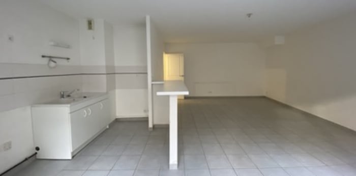 Image 2 sur 8 - Appartement  ·  Location · Nantes (44000) · 3 pièces · 78m²