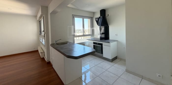 Image 3 sur 15 - Appartement  ·  Location · Dijon (21000) · 2 pièces · 48m²