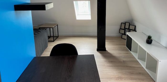 Image 1 sur 6 - Appartement  ·  Location · Reims (51100) · 1 pièce · 15m²