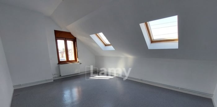 Image 11 sur 15 - Maison/villa  ·  Location · Verchain Maugre (59227) · 4 pièces · 142m²