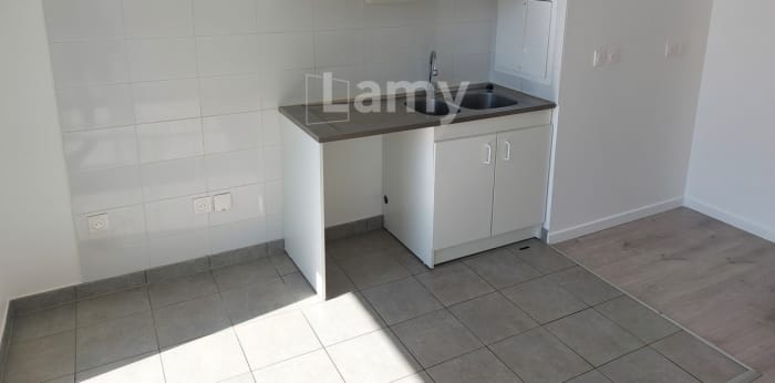 Image 3 sur 6 - Appartement  ·  Location · Mantes La Jolie (78200) · 3 pièces · 58m²