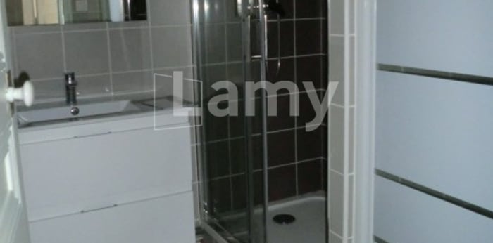 Image 8 sur 11 - Appartement  ·  Location · Marseille (13002) · 73m²