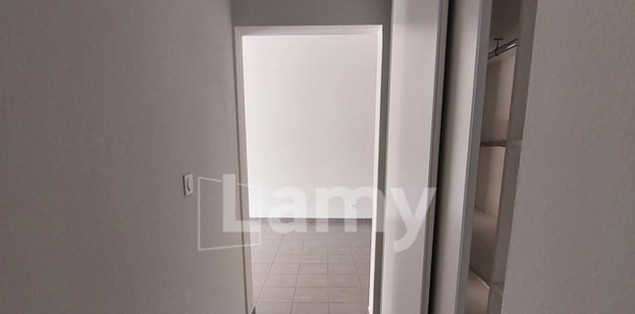 Image 13 sur 17 - Appartement  ·  Location · Nimes (30900) · 3 pièces · 61m²