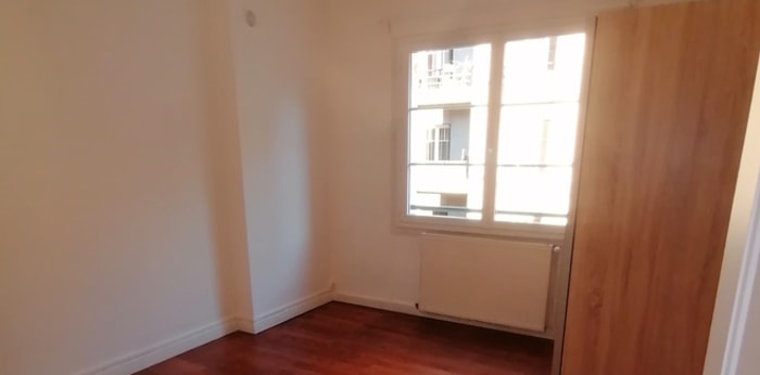 Image 3 sur 6 - Appartement  ·  Location · Grenoble (38000) · 2 pièces · 55m²