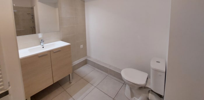 Image 10 sur 11 - Appartement  ·  Location · Nimes (30000) · 2 pièces · 43m²