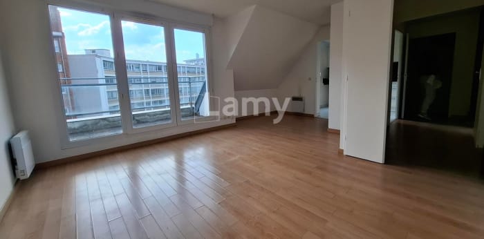 Image 4 sur 7 - Appartement  ·  Location · Lille (59800) · 3 pièces · 65m²