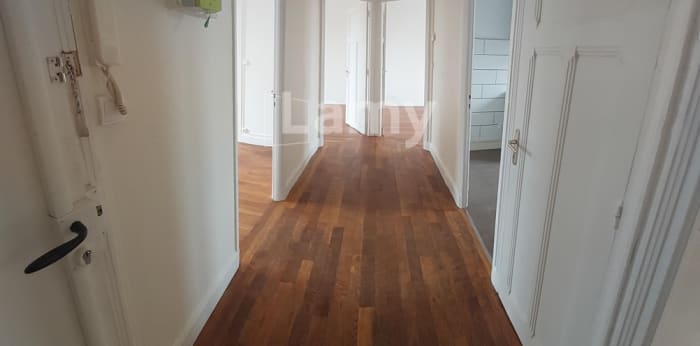 Image 7 sur 10 - Appartement  ·  Location · Nancy (54000) · 2 pièces · 54m²