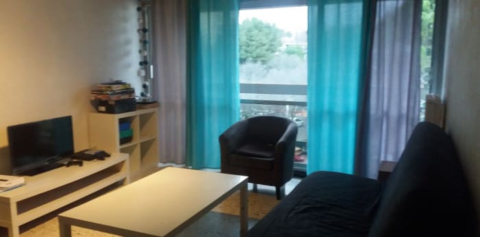 Image 2 sur 4 - Appartement  ·  Location · Aix En Provence (13090) · 2 pièces · 56m²