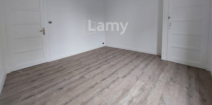 Image 5 sur 9 - Appartement  ·  Location · Grenoble (38000) · 3 pièces · 64m²