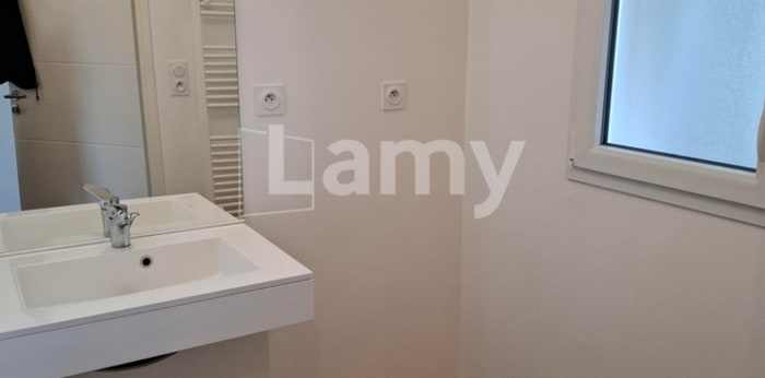 Image 7 sur 11 - Appartement  ·  Location · Pornic (44210) · 2 pièces · 40m²