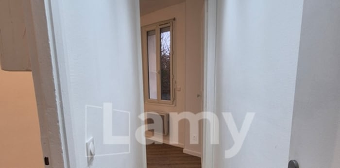 Image 2 sur 3 - Appartement  ·  Location · Epinay Sur Seine (93800) · 2 pièces · 27m²