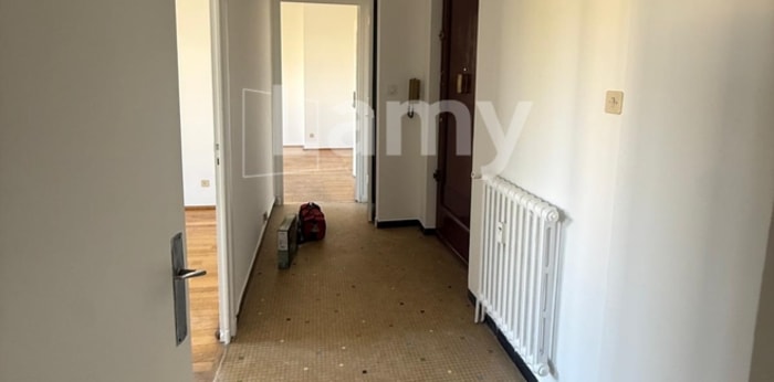 Image 5 sur 8 - Appartement  ·  Location · Lyon (69007) · 2 pièces · 57m²