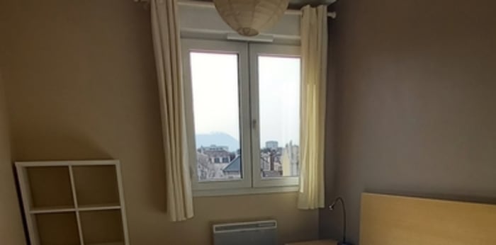 Image 6 sur 9 - Appartement  ·  Location · Grenoble (38000) · 2 pièces · 48m²