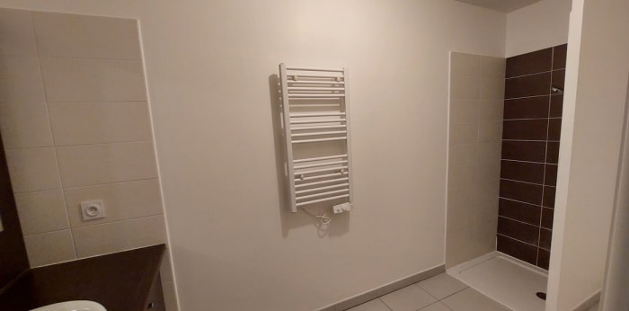 Image 7 sur 8 - Appartement  ·  Location · Sete (34200) · 3 pièces · 56m²
