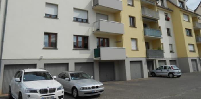 Image 2 sur 2 - Parking/box  ·  Location · Selestat (67600) · 12m²