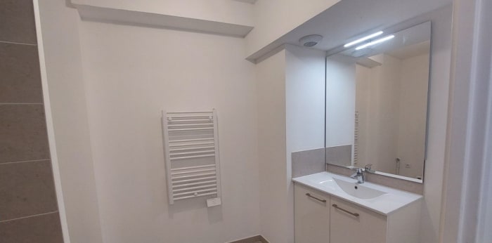 Image 19 sur 26 - Appartement  ·  Location · Marguerittes (30320) · 3 pièces · 65m²