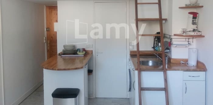 Image 1 sur 10 - Appartement  ·  Location · Aix En Provence (13100) · 1 pièce · 18m²