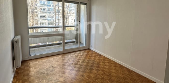 Image 3 sur 7 - Appartement  ·  Location · Villeurbanne (69100) · 3 pièces · 78m²