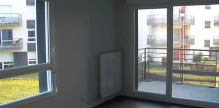 Image 1 sur 2 - Appartement  ·  Location · Sene (56860) · 1 pièce · 31m²