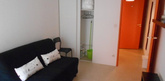 Image 3 sur 6 - Appartement  ·  Location · Nimes (30000) · 1 pièce · 18m²