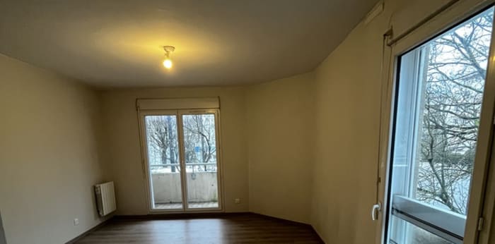 Image 2 sur 9 - Appartement  ·  Location · Dijon (21000) · 1 pièce · 27m²