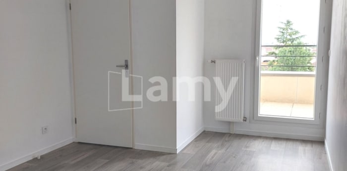 Image 9 sur 15 - Appartement  ·  Location · Orleans (45000) · 4 pièces · 85m²