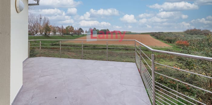 Maison/villa  ·  Location · Kriegsheim (67170) · 7 pièces · 135m²