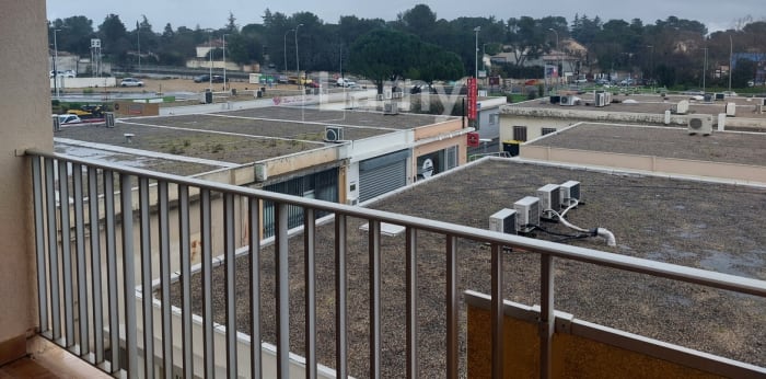 Image 17 sur 18 - Appartement  ·  Location · Nimes (30900) · 3 pièces · 55m²