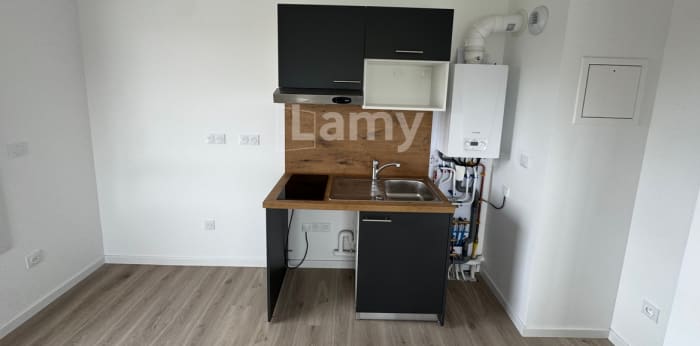 Image 2 sur 7 - Appartement  ·  Location · Lens (62300) · 2 pièces · 49m²