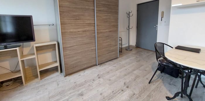 Image 4 sur 13 - Appartement  ·  Location · Besancon (25000) · 1 pièce · 27m²
