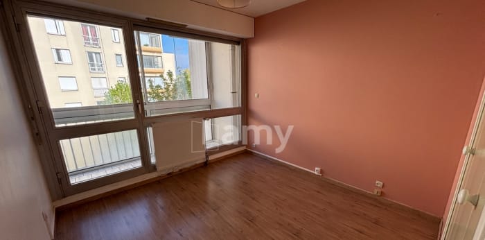 Image 18 sur 22 - Appartement  ·  Location · Dijon (21000) · 4 pièces · 82m²