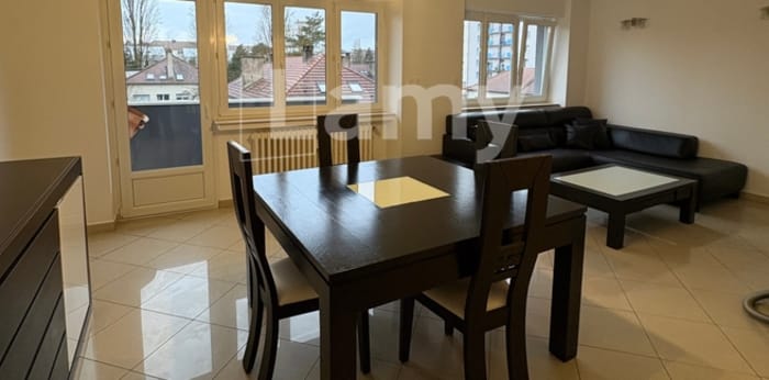 Image 2 sur 7 - Appartement  ·  Location · Metz (57000) · 5 pièces · 83m²