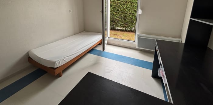 Image 5 sur 14 - Appartement  ·  Location · Dijon (21000) · 1 pièce · 18m²