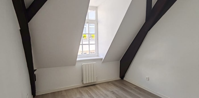 Image 4 sur 6 - Appartement  ·  Location · Lille (59800) · 3 pièces · 63m²