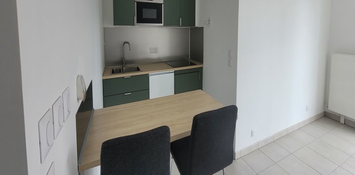 Image 1 sur 8 - Appartement  ·  Location · Dijon (21000) · 1 pièce · 28m²