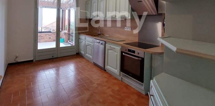 Image 4 sur 17 - Maison/villa  ·  Location · Eveux (69210) · 4 pièces · 108m²