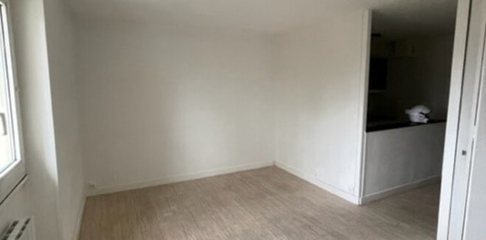 Image 1 sur 4 - Appartement  ·  Location · Lamorlaye (60260) · 1 pièce · 27m²