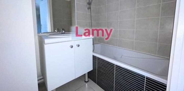 Image 5 sur 7 - Appartement  ·  Location · Mouvaux (59420) · 2 pièces · 44m²