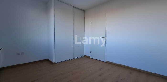 Image 6 sur 14 - Maison/villa  ·  Location · Mondonville (31700) · 4 pièces · 80m²